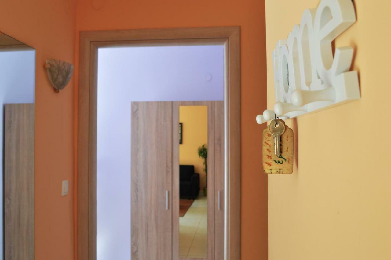 Axelia Apartment